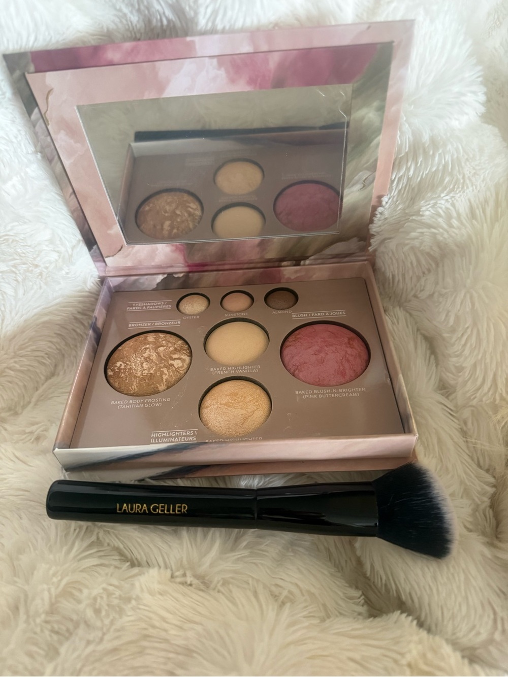 Laura Geller Baked Highlighter blush, bronzer, eyeshadow palette with brush
